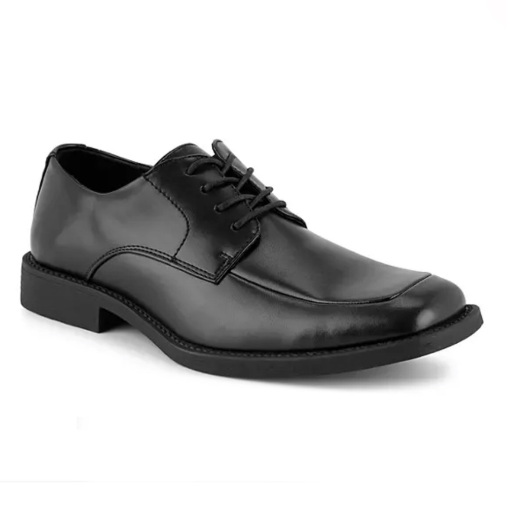 NWOT Borelli Square Toed Oxford